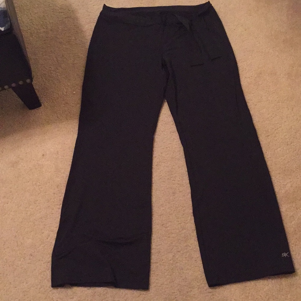 Denise Austin Black Yoga Pants Size L